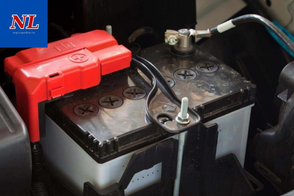 Toyota Innova Dùng Loại Ắc Quy Nào? Lựa Chọn GS Tối Ưu