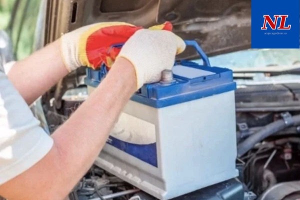 bao duong ac quy nuoc 3