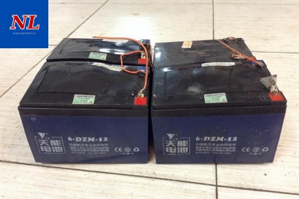 binh ac quy bi phong